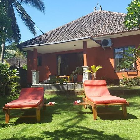 Gede'S Homestay Tejakula Esterno foto