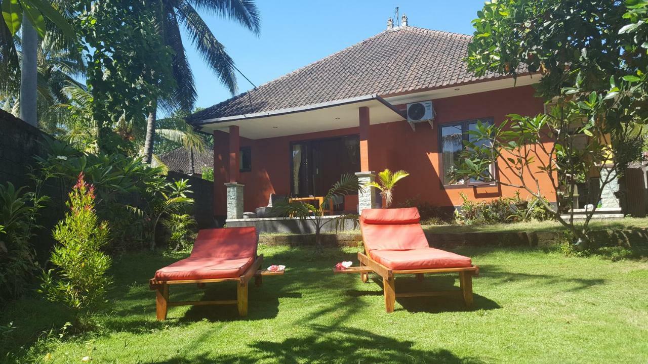 Gede'S Homestay Tejakula Esterno foto