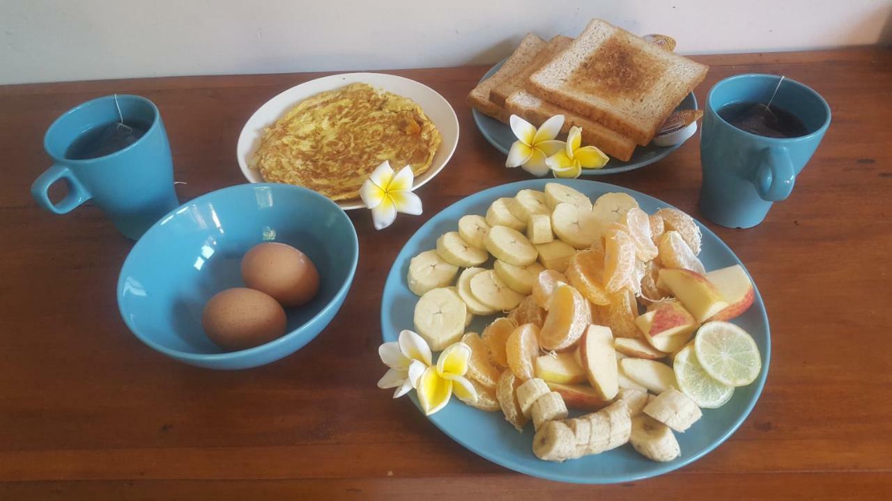 Gede'S Homestay Tejakula Esterno foto